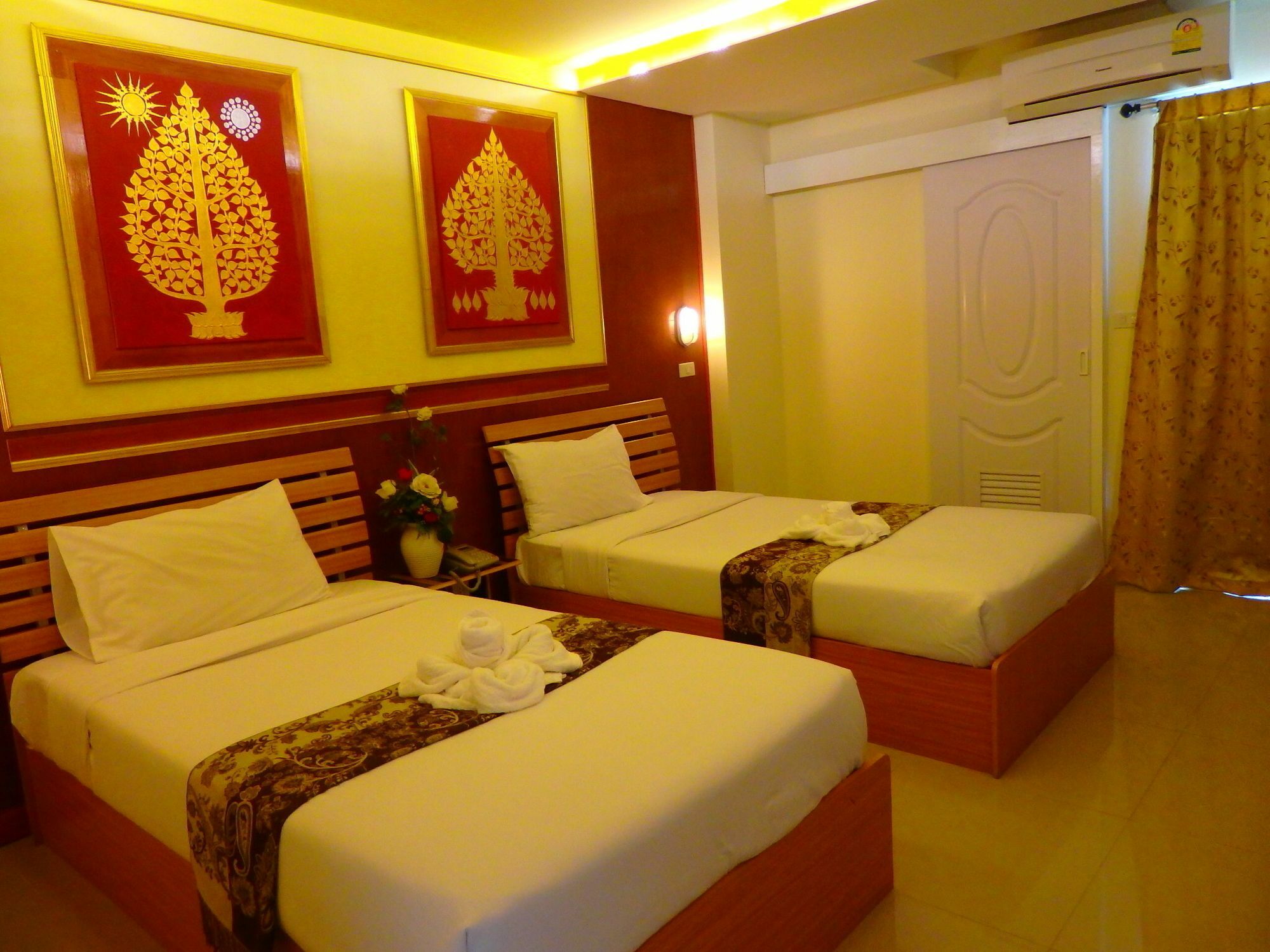 Pohseen Grand Palace Hotel Бангкок Экстерьер фото