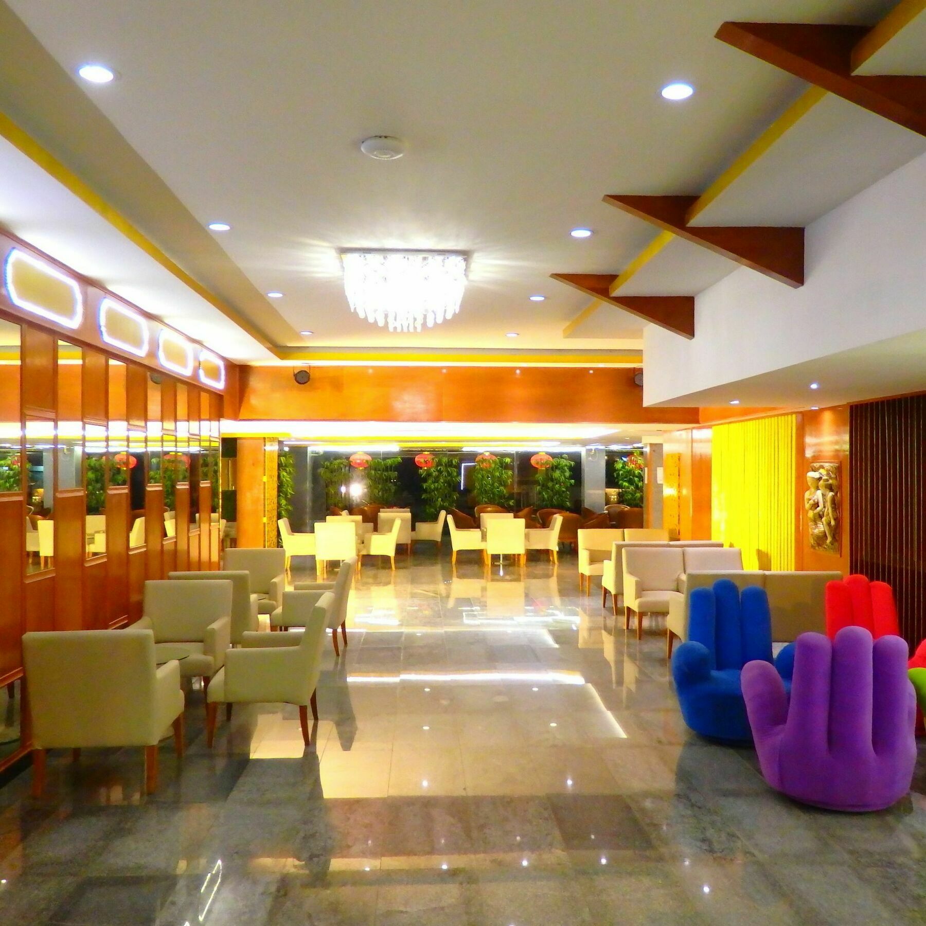 Pohseen Grand Palace Hotel Бангкок Экстерьер фото