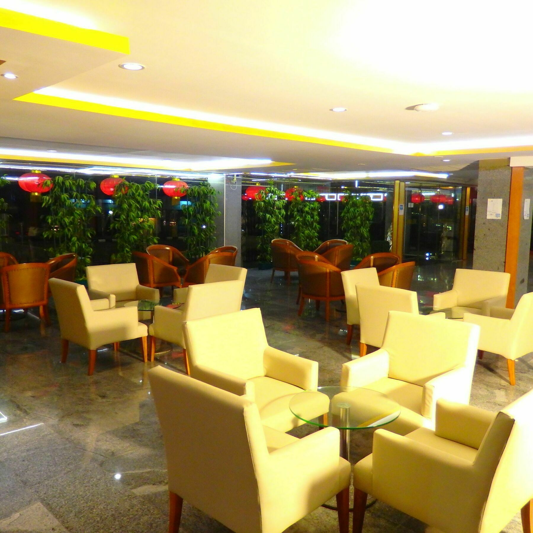 Pohseen Grand Palace Hotel Бангкок Экстерьер фото